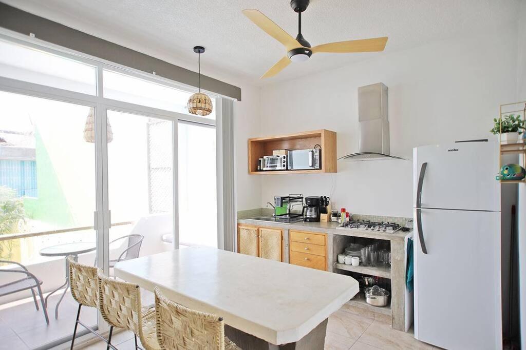 2bdr -rocks At Mikasa- Near Beach, Pool, King Beds, Ac, Fast Wifi Appartement