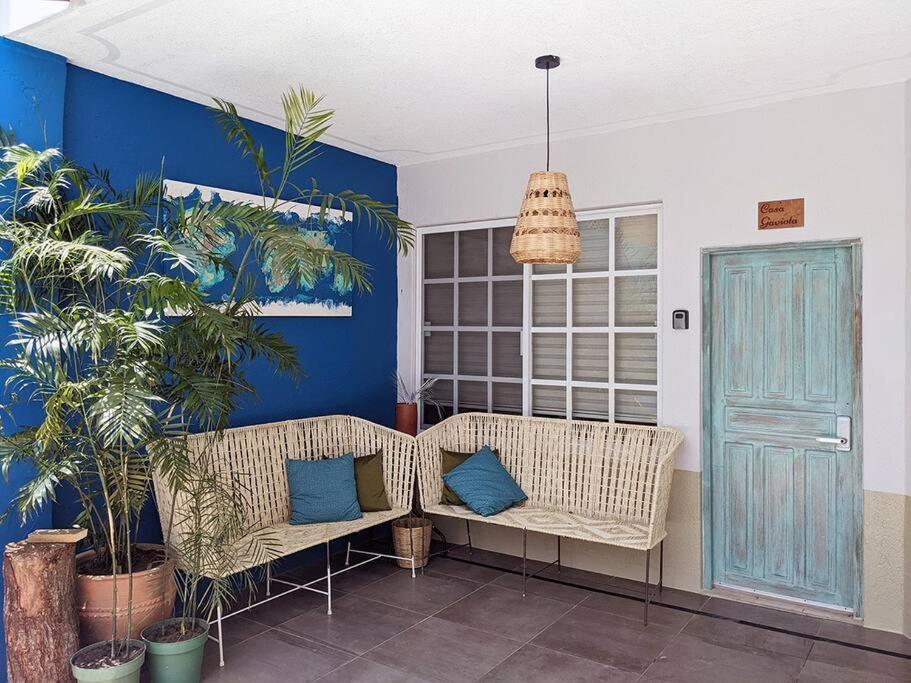 Appartement 2bdr -rocks At Mikasa- Near Beach, Pool, King Beds, Ac, Fast Wifi *