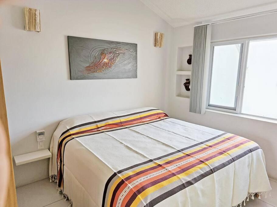 Appartement 2bdr -rocks At Mikasa- Near Beach, Pool, King Beds, Ac, Fast Wifi *